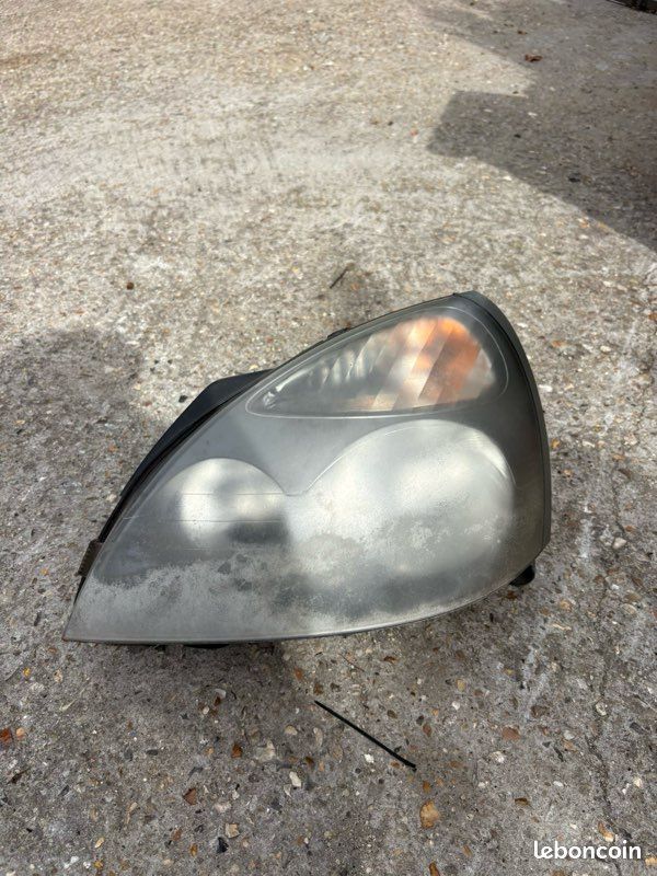 Phare Clio 2 ✅ (image 2)