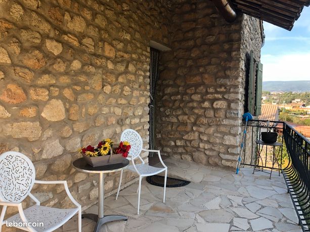 Maison en pierres, 3 ch, 160 m², sur terrain 1 000 m² constructible
