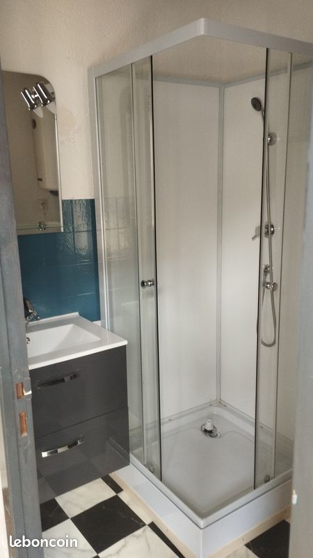 Appartement 1 pièce 30 m² · à Guéret · 30 m² · 300 €