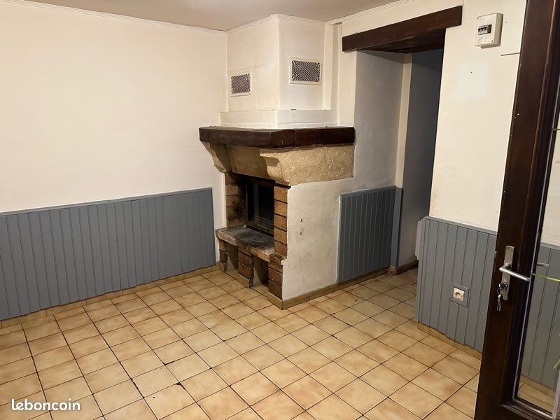 Maison 5 pièces 85 m² · à Aramon · 85 m² · 780 €