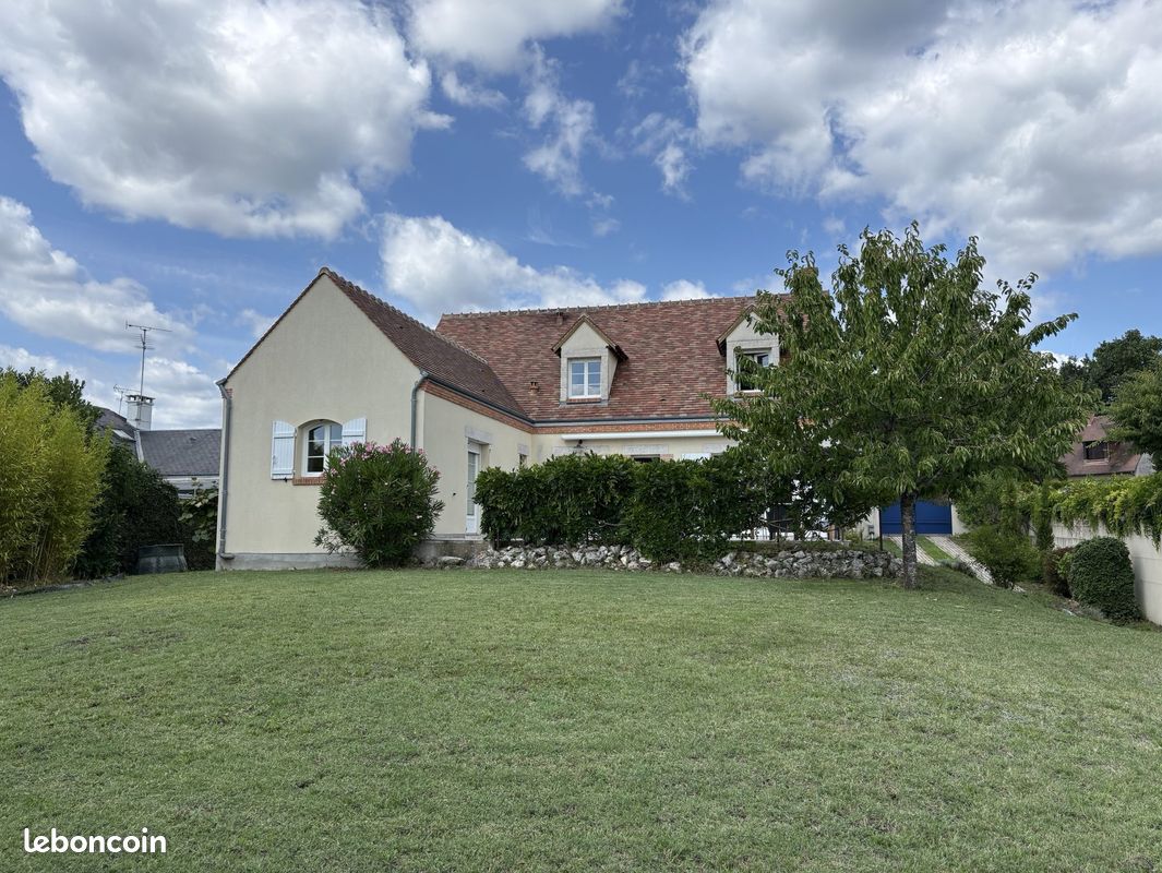 Maison 6 pièces 168 m² · à Combleux · 168 m² · 624 000 €