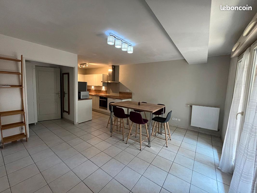 Appartement a louer - 3 pièce(s) - 61 m2 - Surfyn