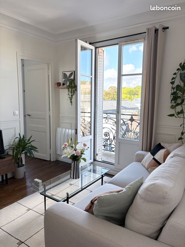 Appartement 2 pièces 28 m² · à Paris · 28 m² · 335 000 €