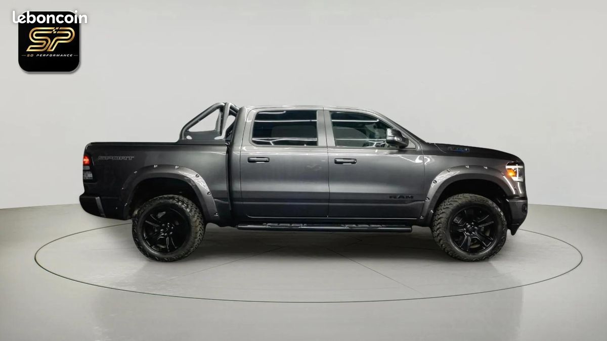 Dodge RAM 5.7 V8 HEMI 4x4 * Sport * Pack Offroad Nuit * TVA * LED * AHK * *TVA (image 7)