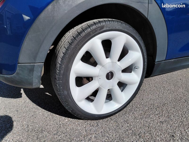 Mini MINI 5 PORTES COOPER D 116CH BLACKFRIARS BVA7 105G (image 6)