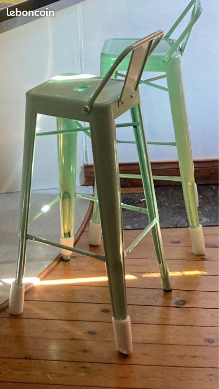 Tabourets de bar vert anis (image 1)