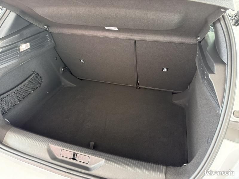 Peugeot 308 1.2 Hybrid 145ch Allure e-DCS6 (image 25)