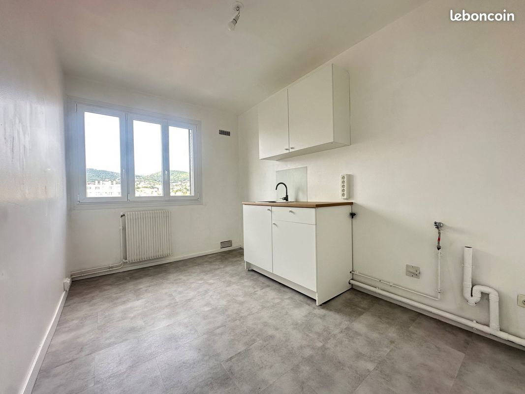 Appartement 2 pièces 49 m² · à Clermont-Ferrand · 49 m² · 645 €/mois