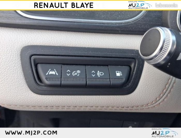 Renault Captur 1.6 E-Tech hybride rechargeable 160ch Initiale Paris -21 (image 14)