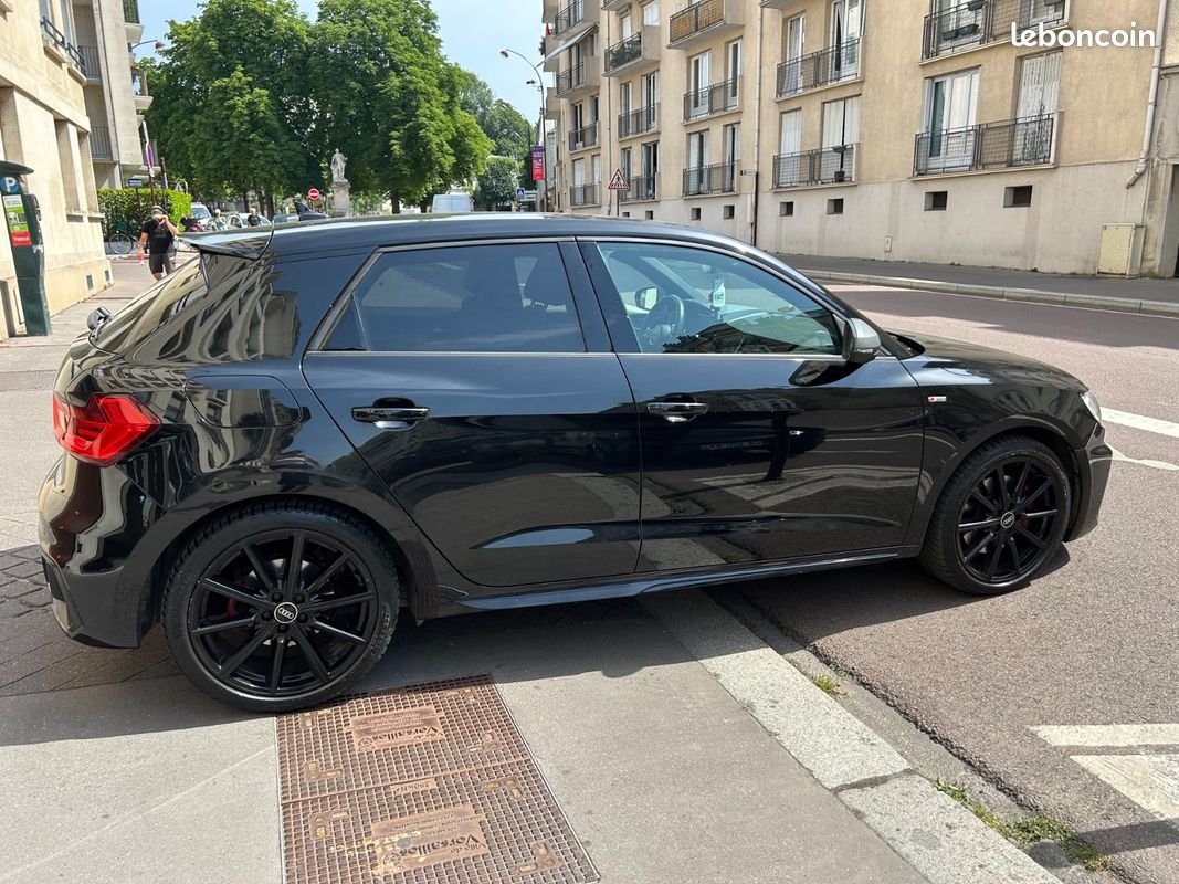 AUDI A1 SPORTBACK 40 TFSI 207 ch S- LINE S-TRONIC ENTRETIEN 100% AUDI GARANTIE AUDI 2027 ORIGINE FRANCE 1ER MAIN ENCEI (image 6)