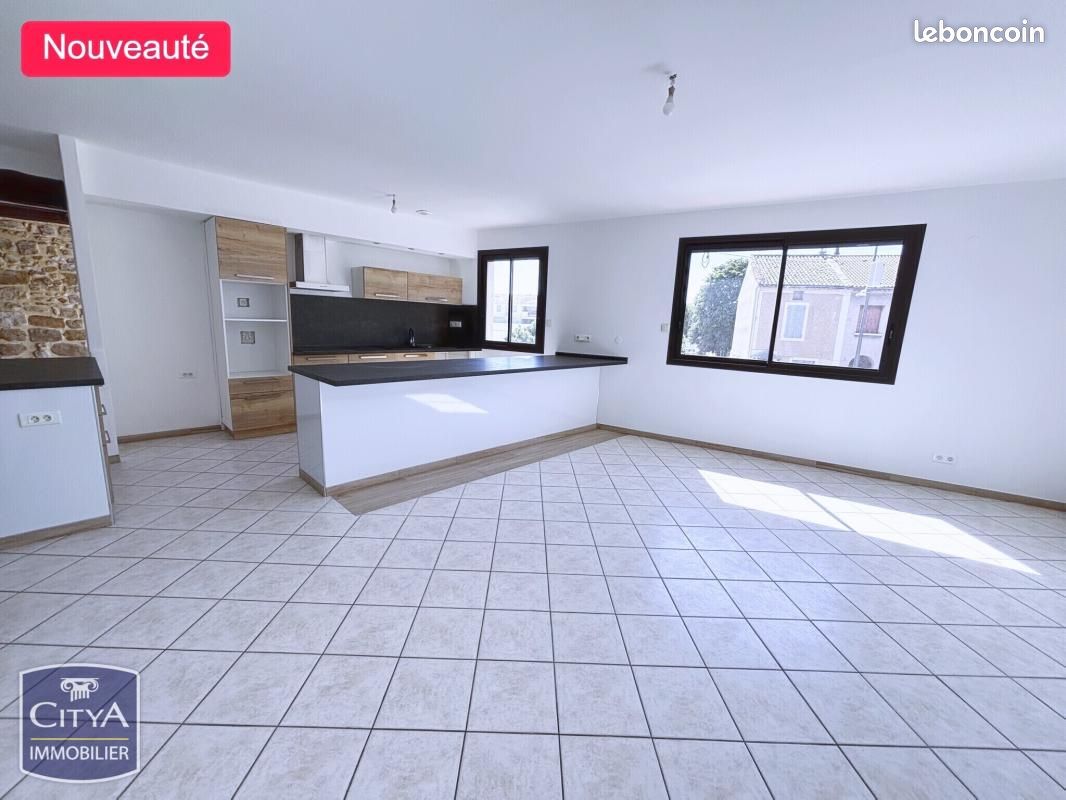 Appartement 3 pièces 111 m² · à Sarrians · 111 m² · 190 000 €