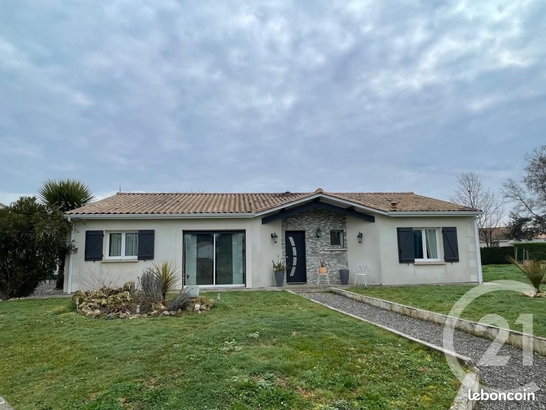 Maison 6 pièces 161 m² · à Coutras · 161 m² · 278 000 €