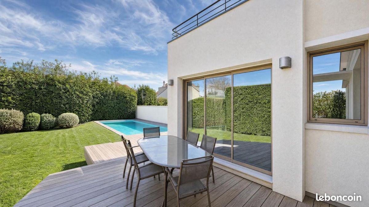 Maison 7 pièces 258 m² · à Tours · 258 m² · 1 100 000 €