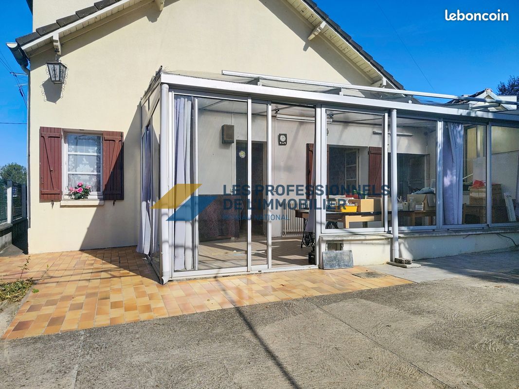 Maison 5 pièces 141 m² · à Amilly · 141 m² · 97 000 €
