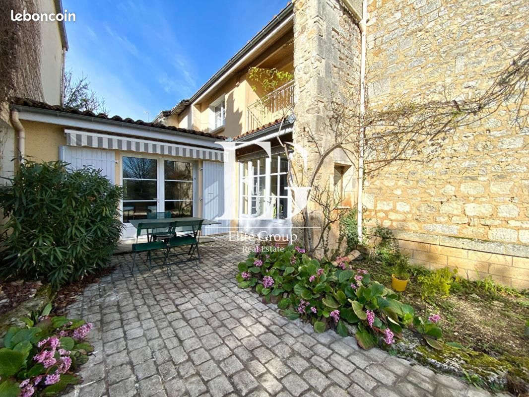 Maison 10 pièces 331 m² - Touvre 16600 (image principale 15)