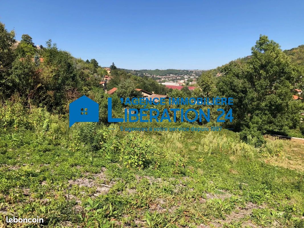 Terrain 1091 m² · à Rive-de-Gier · 1 091 m² · 66 000 €