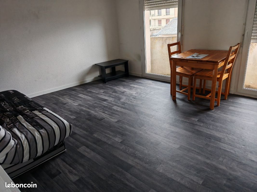 Appartement 1 pièce 21 m² · à Rodez · 21 m² · 350 €