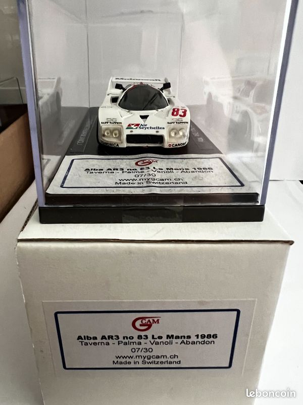 No SPARK Talbot Lago #6 Winner 24 Heures du Mans 1952 1/43 GCAM Edition