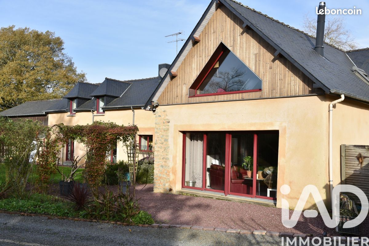 Maison 9 pièces 277 m² · à Betton · 277 m² · 820 000 €