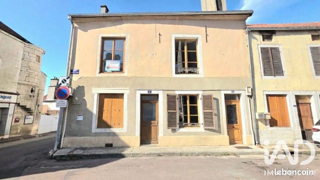Maison 7 pièces 175 m² · à Châteauvillain · 175 m² · 59 000 €