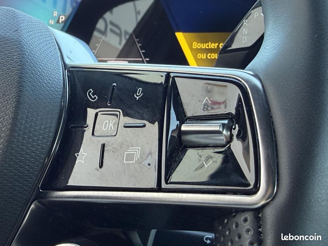 RENAULT AUSTRAL 1.2 E-Tech Hybride 200ch multi-modes Iconic / Apple Carplay / Faible kilométrage (image 10)