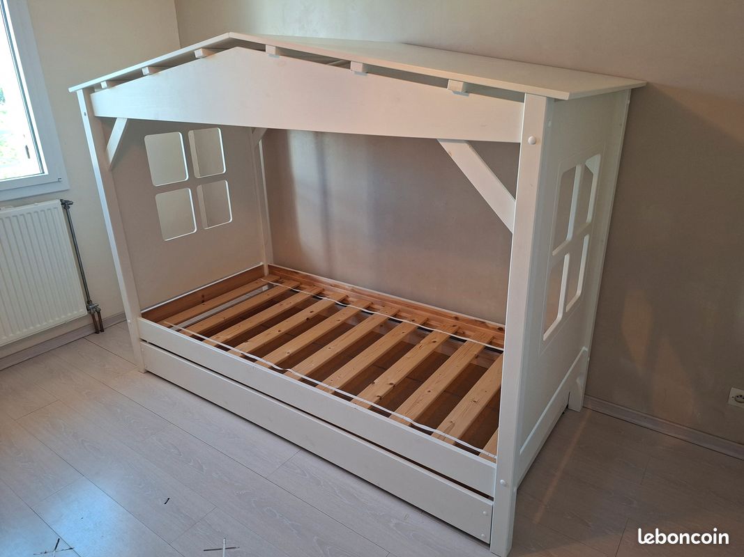 Lit cabane Amaryllis en pin blanc pour enfant (image 1)