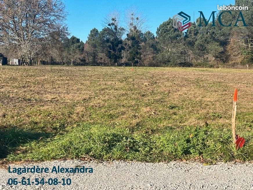 Terrain 1 000 m² Grignols · 28 000 €
