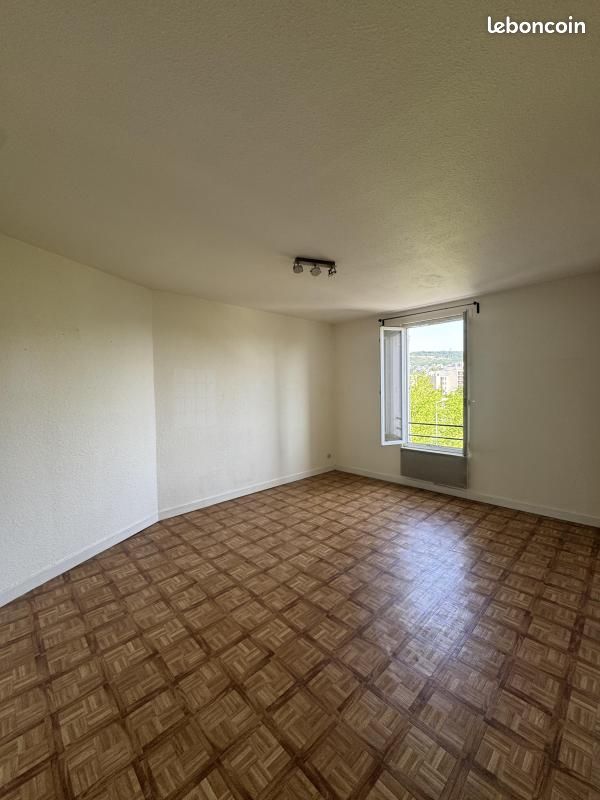 Appartement 3 pièces 67 m² · à Clermont-Ferrand · 67 m² · 750 €