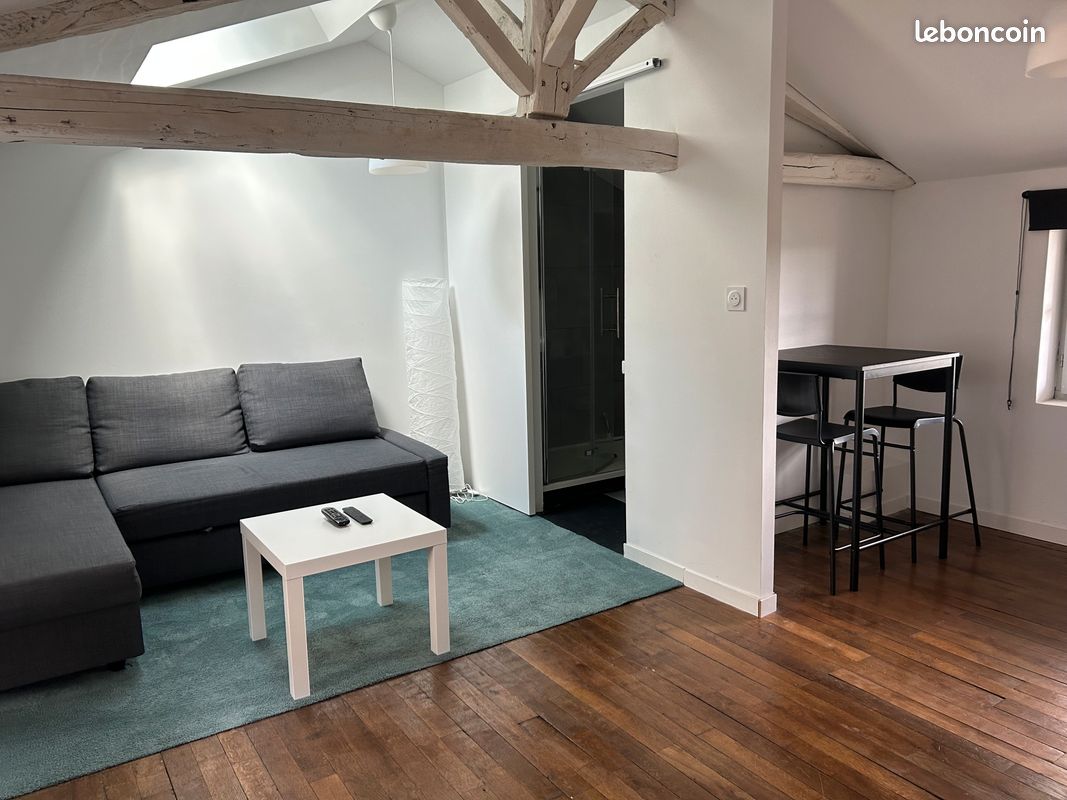 Appartement 1 pièce 23 m² · à Poitiers · 23 m² · 650 €