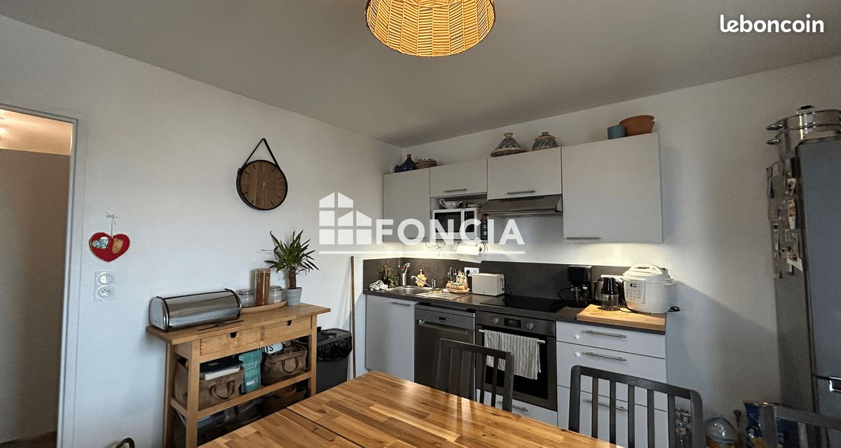 Appartement 3 pièces 65 m² · à Chartres-de-Bretagne · 65 m² · 848 €/mois