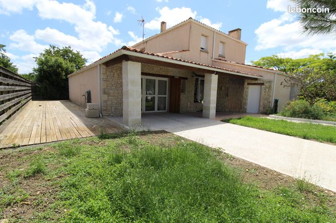 Maison 8 pièces 235 m²
