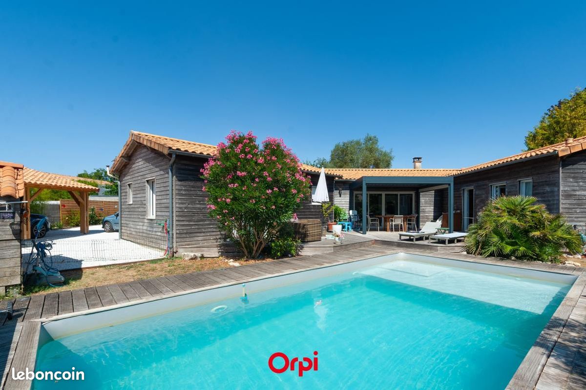 Maison 5 pièces 145 m² · à Sainte-Soulle · 145 m² · 564 300 €