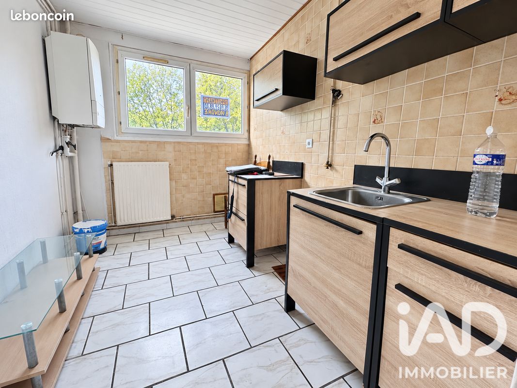 Appartement 3 pièces 56 m² · à Fumay · 56 m² · 32 000 €