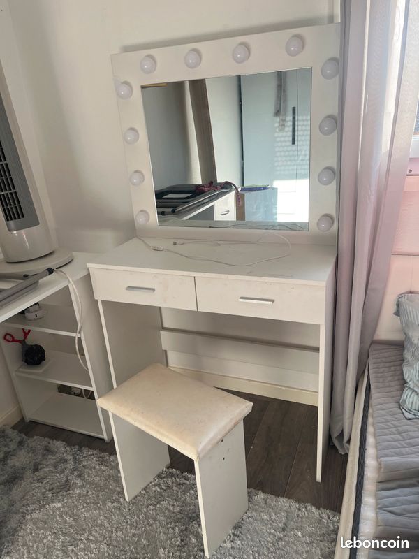 Coiffeuse avec tabouret ikea (image 1)