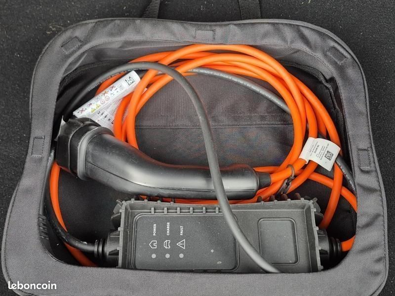 Peugeot 208 e-208 136ch Style (image 9)