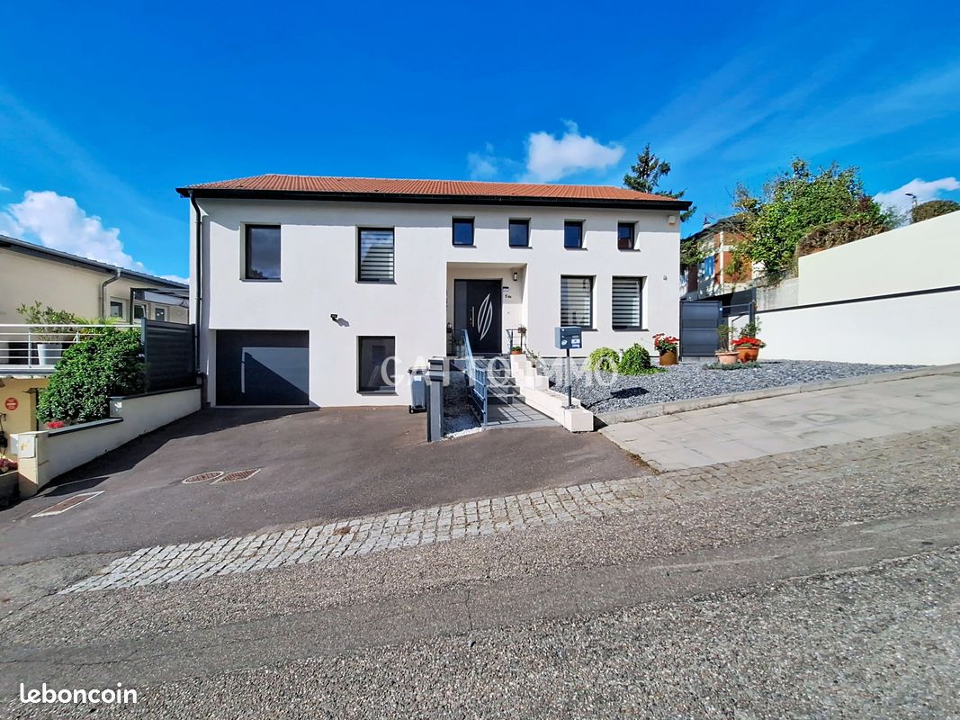 Maison 5 pièces 137 m² · à Vantoux · 137 m² · 442 000 €