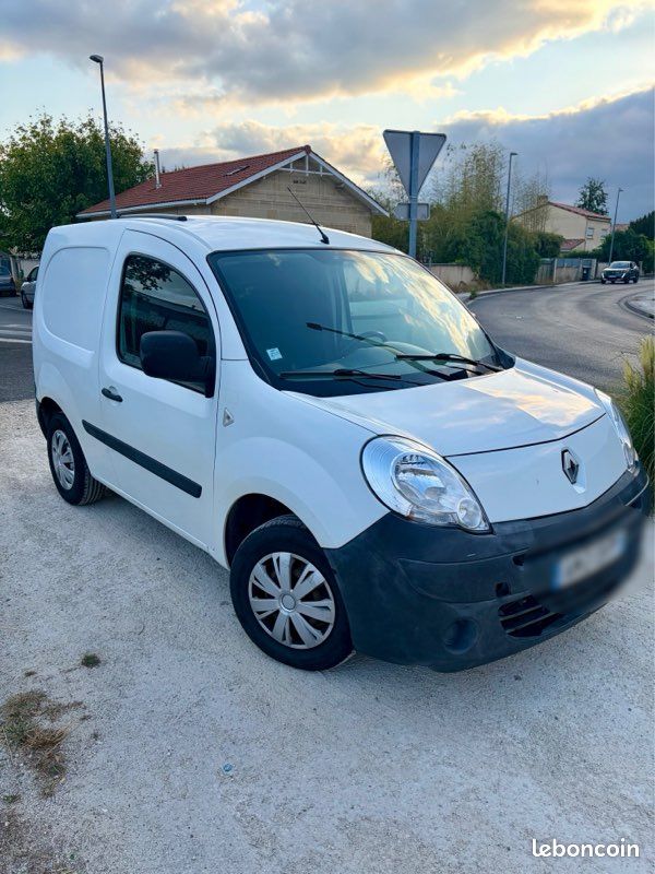 Renault Kangoo Compact (image 1)
