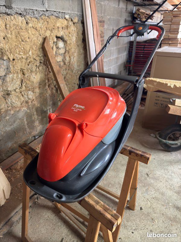 Tondeuse flymo sur cousin d'air Bricolage