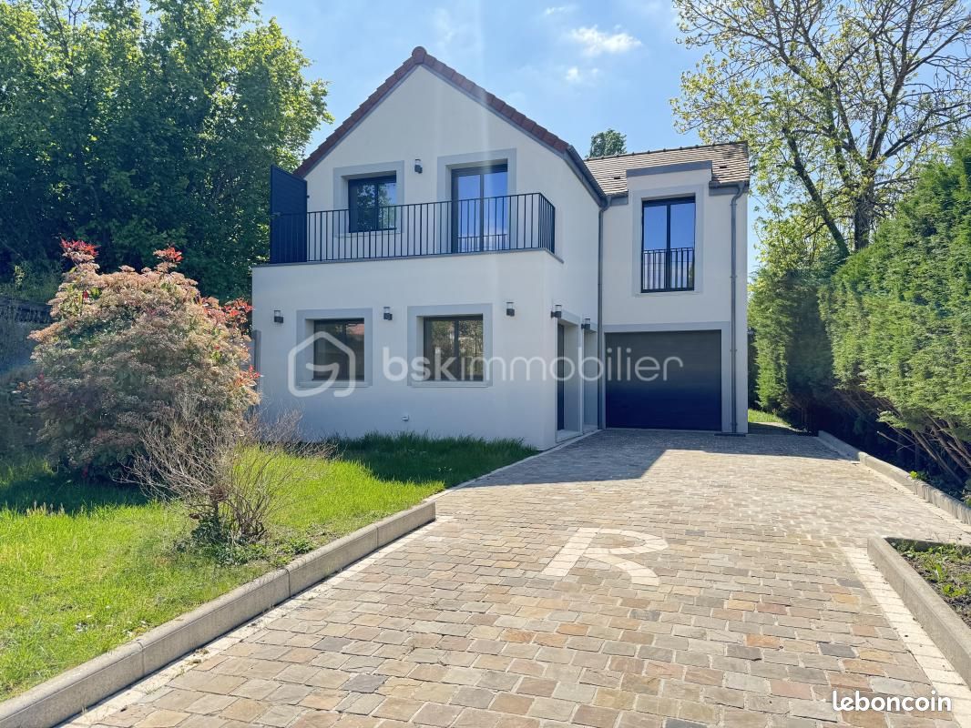 Maison 6 pièces 110 m² · à Villiers-Saint-Frédéric · 110 m² · 550 000 €