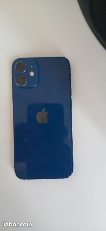 Téléphone iPhone (image 3)