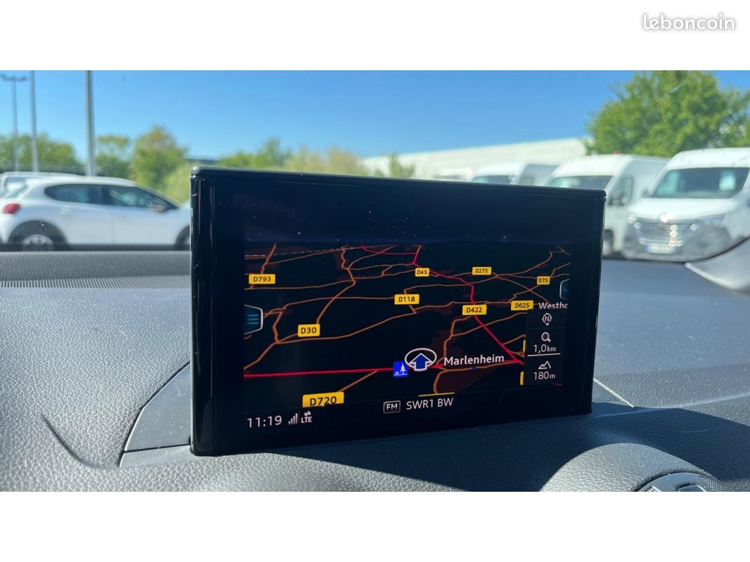 AUDI Q2 1.4 TFSI ESSENCE 150 BVA S Line - CAMERA DE RECUL / SIEGES CHAUFFANTS / BLUETOOTH (image 30)