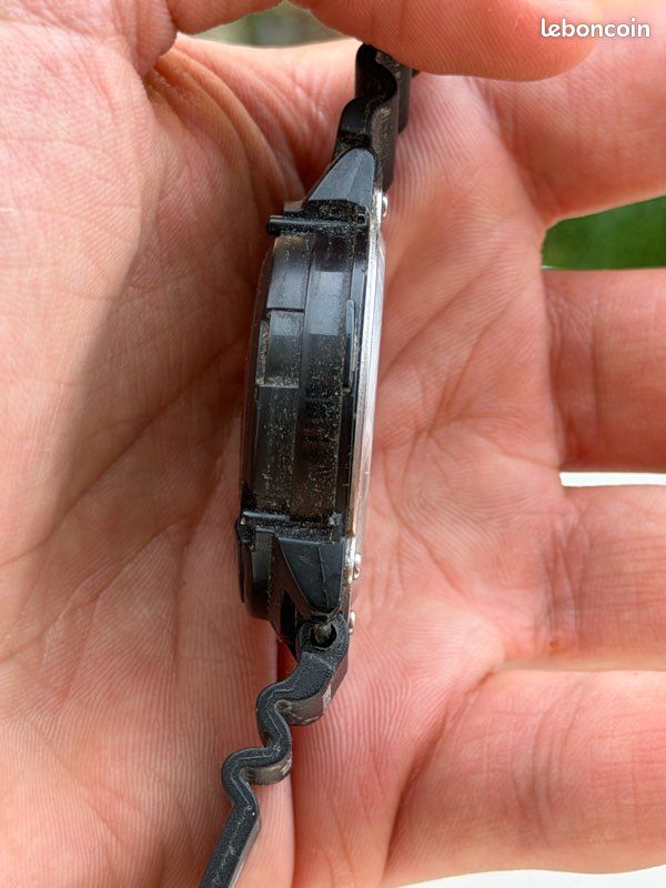 Montre digitale vintage Water 50M Resist – fonctionne parfaitement (image 5)