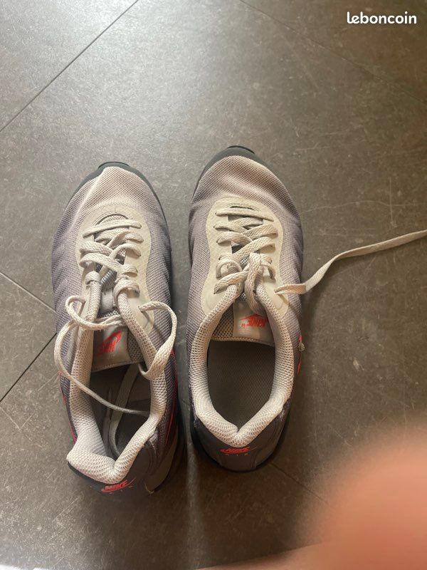 Chaussures nike de taille 39 (image 3)