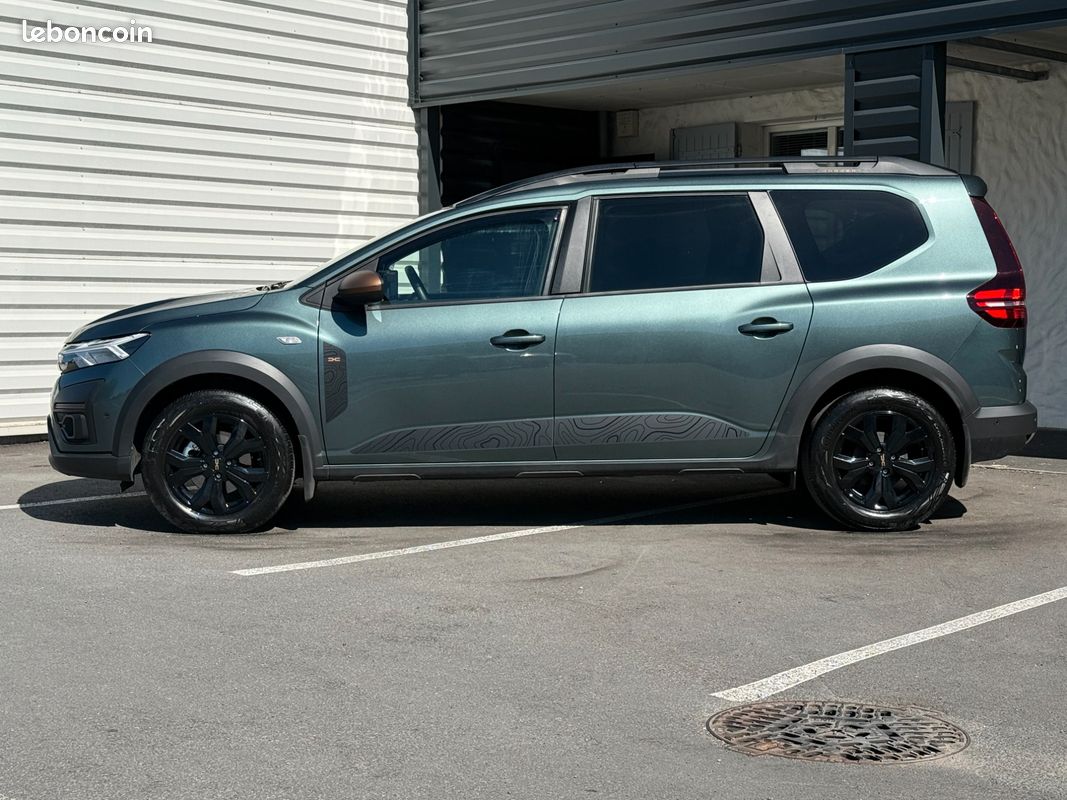 DACIA JOGGER 1.6 140 CH HYBRID EXTREME BVa (image 18)