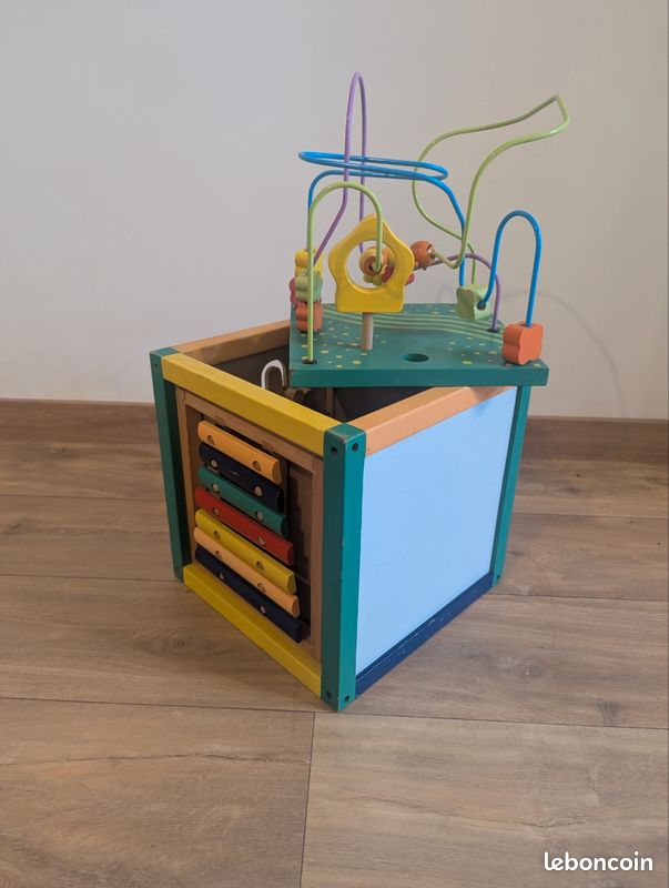Cube d'éveil en bois (image 2)