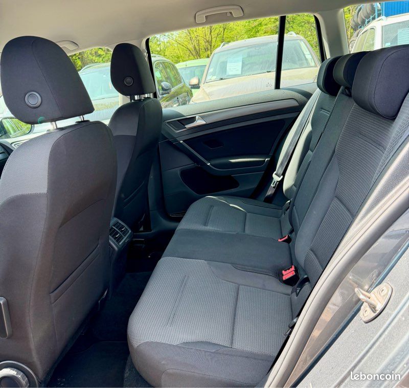 Volkswagen golf vii sw 1.6l tdi 115cv phase 2 boite automatique finition confortline 240.000kms 07/2017 gps bluetooth feux de jour à led (image 10)