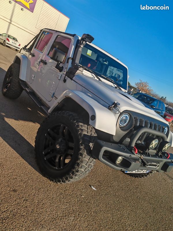 Jeep Wrangler (image 1)
