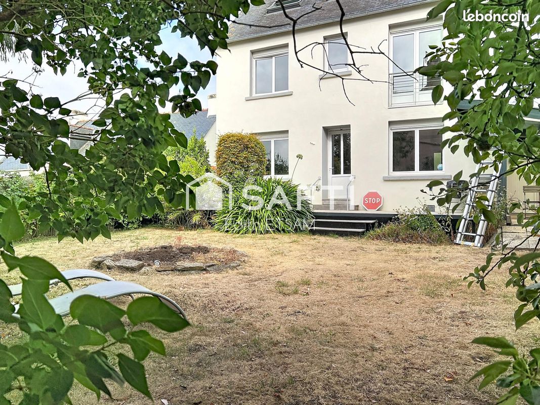 Maison 6 pièces 130 m² · à Plonéour-Lanvern · 130 m² · 295 000 €