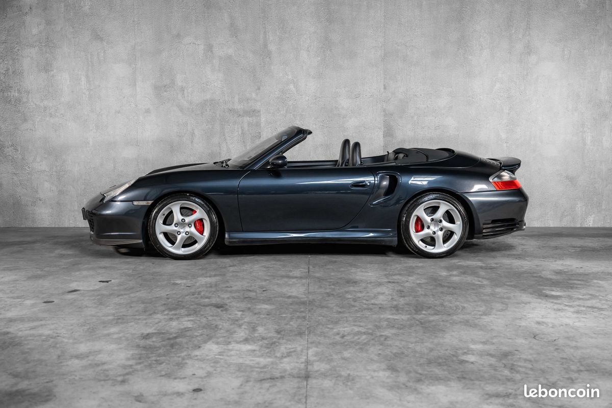 Porsche 911 (996.2) Turbo X50 Cabriolet 450 CH - Boite Manuelle - Bose - X50 - Hard Top - Short Shifter - Pack Alu / Cuir - Suivi Complet (image 2)