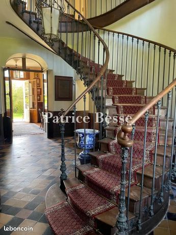 Château 20 pièces 600 m² — 4
